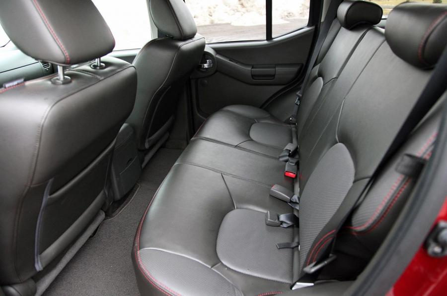 Nissan Xterra Pro-4X 2011 года  (фото 9 из 50)